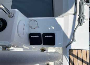 Rent a sailboat in Veruda - Oceanis 38.1