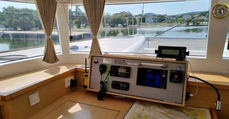 Rent a catamaran in Skradin ACI Marina  - Lagoon 450 Sport