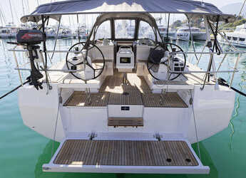 Alquilar velero en Marina Kastela - Bavaria C38