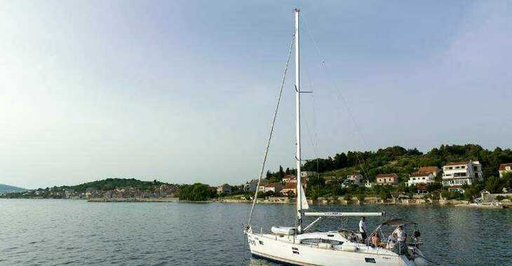 Louer voilier à Yacht kikötő - Tribunj - Elan Impression 45