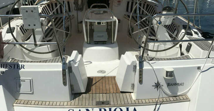 Alquilar velero en Yacht kikötő - Tribunj - Sun Odyssey 49