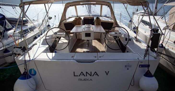 Rent a sailboat in Marina Split (ACI Marina) - Dufour 430 GL