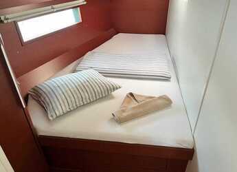 Rent a sailboat in Marina Baotić - Hanse 460