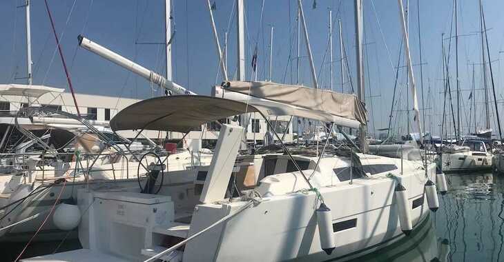 Chartern Sie segelboot in Marina Baotić - Dufour 430 GL