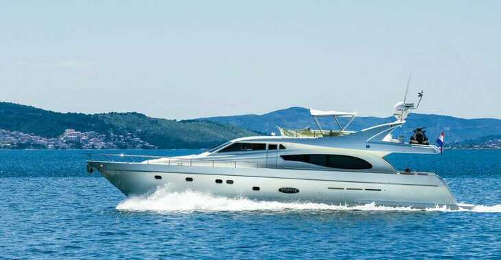 Alquilar yate en ACI Marina Split - Ferretti Yachts 730
