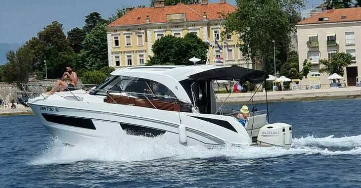 Chartern Sie motorboot in Zadar Marina - Antares 9 OB
