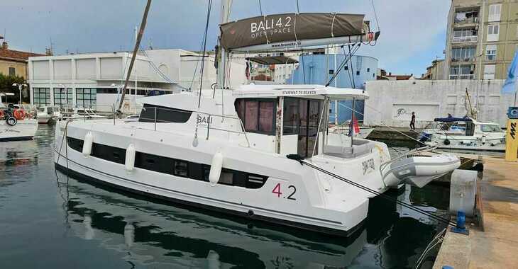 Alquilar catamarán en Zadar Marina - Bali 4.2 - 4 + 1 cab.