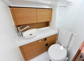 Alquilar velero en Zadar Marina - Elan E4