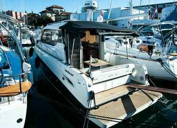 Rent a motorboat in Zadar Marina - Quicksilver 855 Weekend