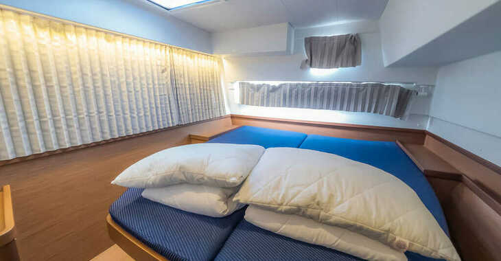 Rent a catamaran in Kornati Marina - Lagoon 42 - 4 + 2 cab.