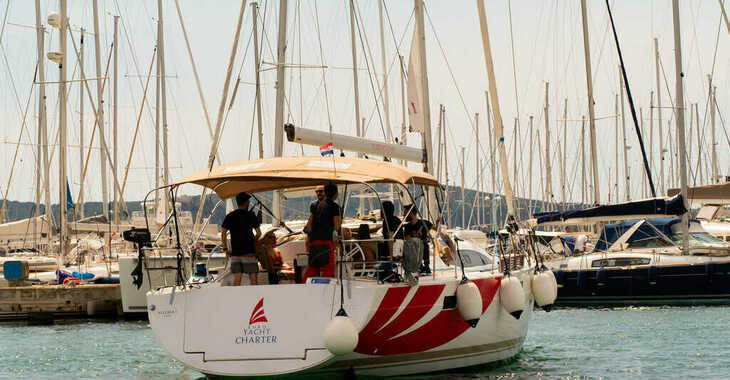 Rent a sailboat in Marina Kornati - Elan Impression 50