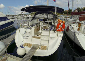 Rent a sailboat in Flisvos  Marina - Oceanis Clipper 423 - 3 cab.