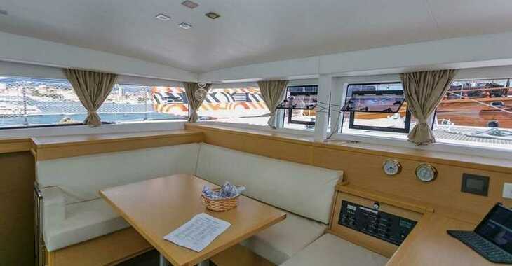 Rent a catamaran in Sportska lučica Zenta - Lagoon 400 S2 - 4 + 2 cab.