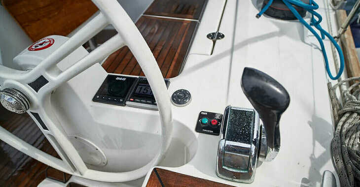 Rent a sailboat in Marina Kornati - Elan 444 Impression