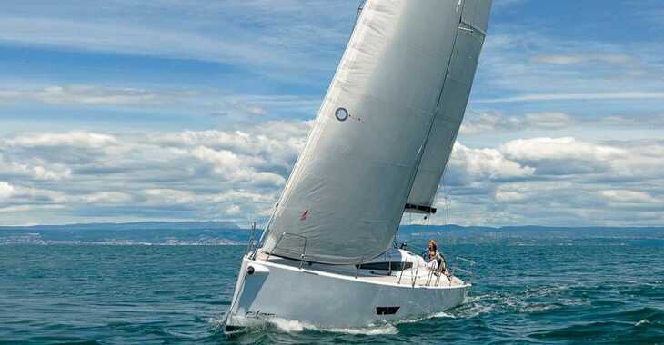 Rent a sailboat in Kornati Marina - Elan E5