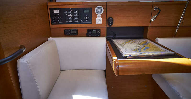 Chartern Sie segelboot in Marina Kornati - Sun Odyssey 449