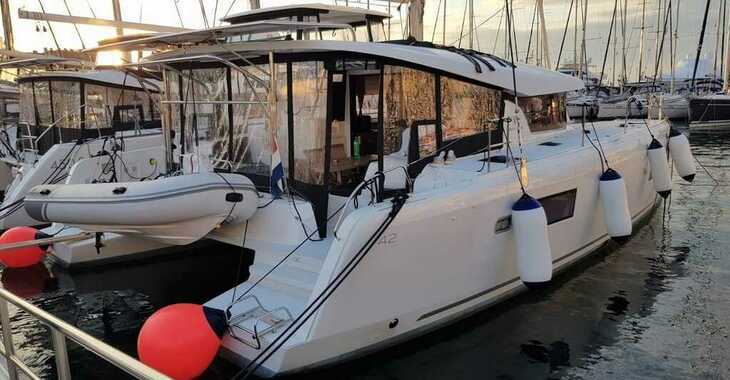 Rent a catamaran in Marina Tankerkomerc - Lagoon 42 - 4 + 2 cab.