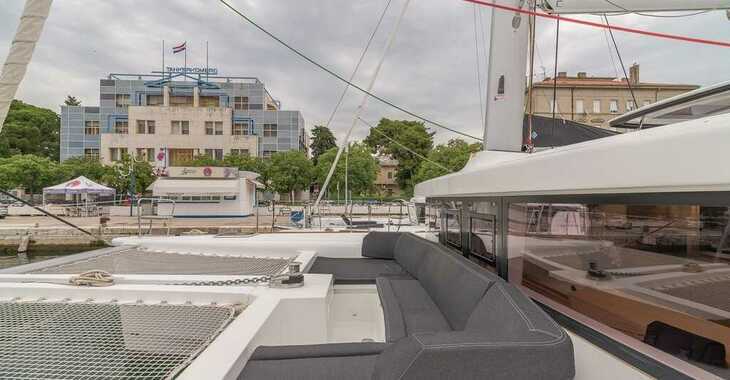 Rent a catamaran in Marina Tankerkomerc - Lagoon 450 S - 4 + 2 cab.