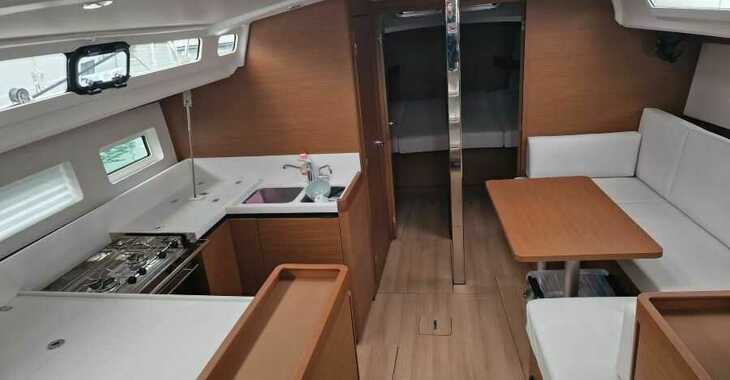 Rent a sailboat in Trogir ACI Marina - Sun Odyssey 440