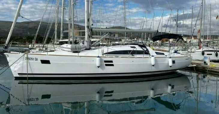 Rent a sailboat in Trogir ACI Marina - Elan Impression 45.1