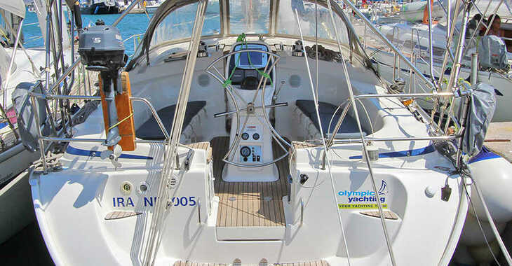 Rent a sailboat in Lavrion Marina - Bavaria 39 Cruiser