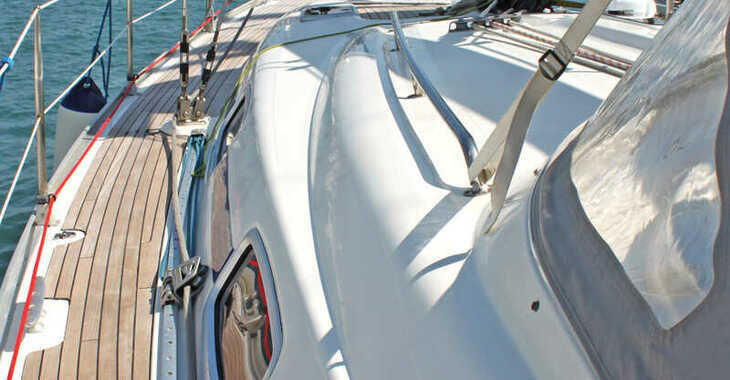 Louer voilier à Lavrion Marina - Bavaria 42 Cruiser