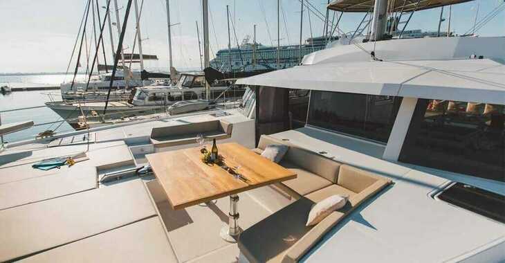 Rent a catamaran in Porto Capo d'Orlando Marina - Bali 5.4 - 5 + 2 cab