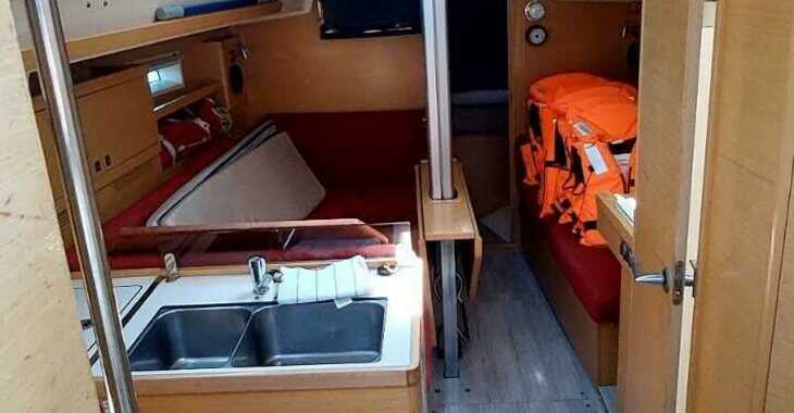 Rent a sailboat in Kornati Marina - Elan 350 Performance - 3 cab.