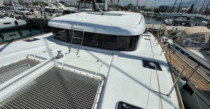 Rent a catamaran in Marina Tourlos - Lagoon 39