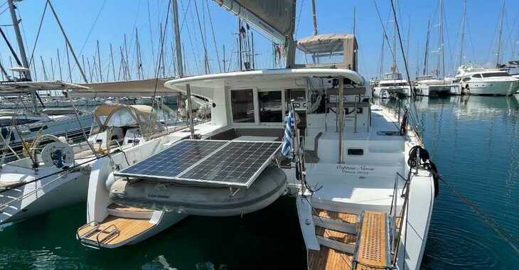 Rent a catamaran in Marina Tourlos - Lagoon 39