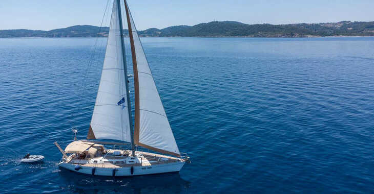 Rent a sailboat in Marina Miraggio - Jeanneau 51