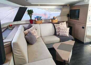 Rent a catamaran in Fort Burt Marina - Fountaine Pajot Saona 47 