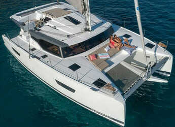 Rent a catamaran in Lefkas Marina - Astréa 42