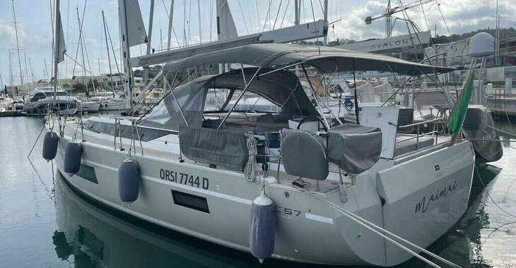 Rent a sailboat in Marina di Stabia - Bavaria C57