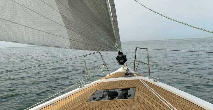 Rent a sailboat in Marina di Stabia - Bavaria C57