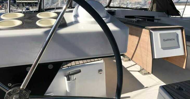 Rent a sailboat in Marina di Palermo La Cala - Dufour 470 Grand Large 