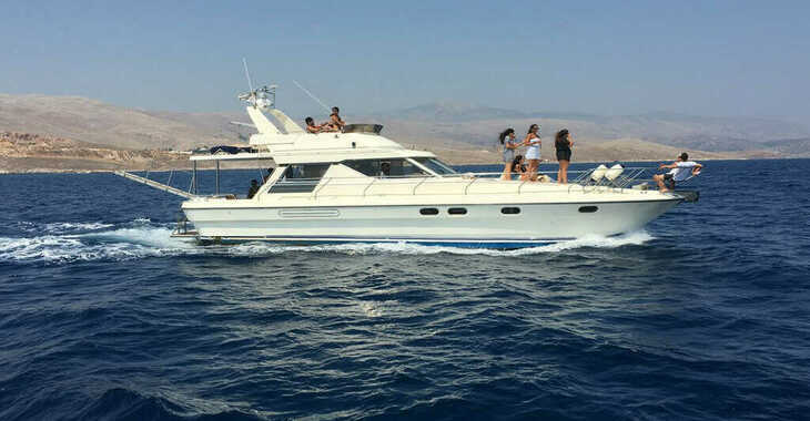 Rent a motorboat in Mykonos Marina - Princess 45