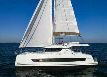 Rent a catamaran in Marina di Nettuno - Bali Catspace