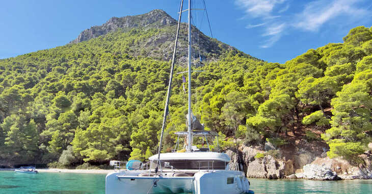 Rent a catamaran in Marina Paleros - Lagoon 50 - 6 + 2 cab.