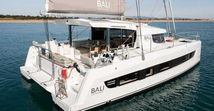 Alquilar catamarán en Naviera Balear - Bali Catsmart - 4 + 1 cab.