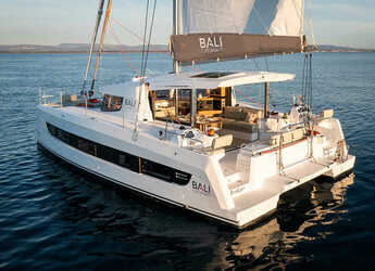 Rent a catamaran in Naviera Balear - Bali Catsmart - 4 + 1 cab.