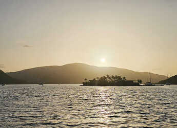 Alquilar catamarán en Nanny Cay - Bali 4.4 - 4 + 1 cab.