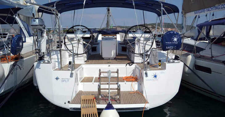 Rent a sailboat in Naviera Balear - Jeanneau 54 - 4 + 1 cab.