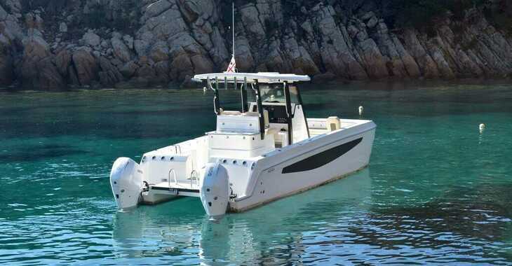 Chartern Sie motorboot in Cagliari port (Karalis) - Aquila 28