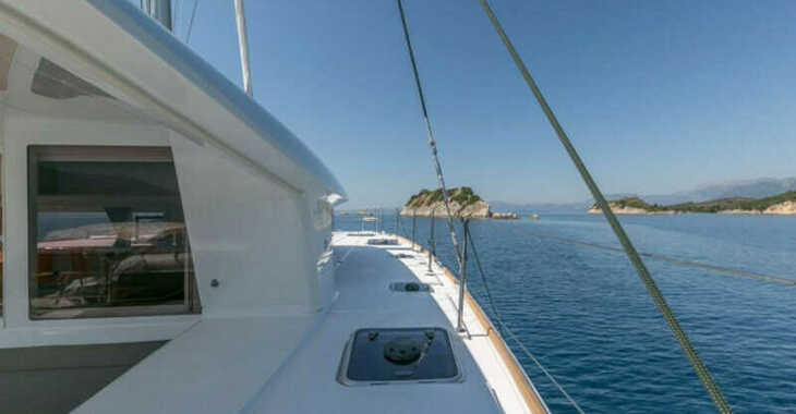 Alquilar catamarán en Marina Paleros - Lagoon 400 S2