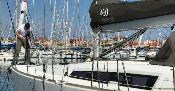 Chartern Sie segelboot in Marina Paleros - Dufour 460 Grand Large