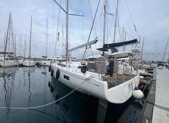 Alquilar velero en Lavrion Marina - First 44