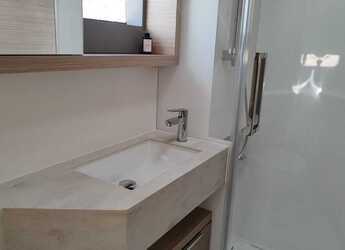 Rent a catamaran in Lavrion Marina - Lagoon 51