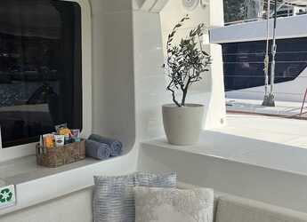 Rent a catamaran in Agana Marina - Lagoon 52F