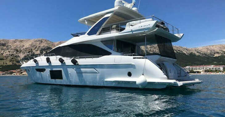 Chartern Sie yacht in Marina Baotić - Azimut 72 Fly